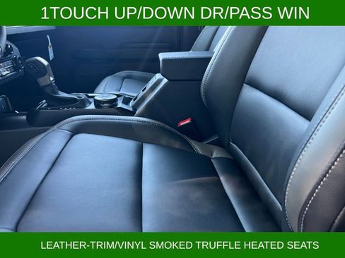 New 2025 Ford Bronco Outer Banks w/ Black Appearance Package image 14