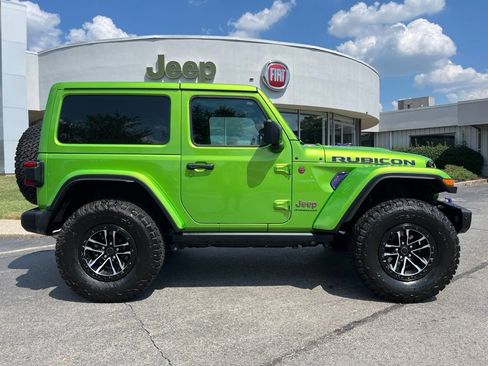 Used 2025 Jeep Wrangler Rubicon w/ Xtreme 35 Tire Package AWD/4WD image 6