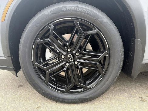 New 2026 INFINITI QX60 Sport image 8