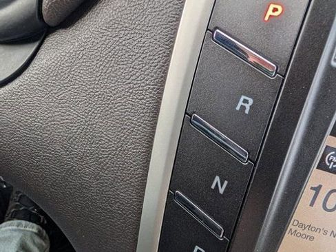 Used 2018 Lincoln MKC Select w/ Lincoln MKC Climate Package image 17