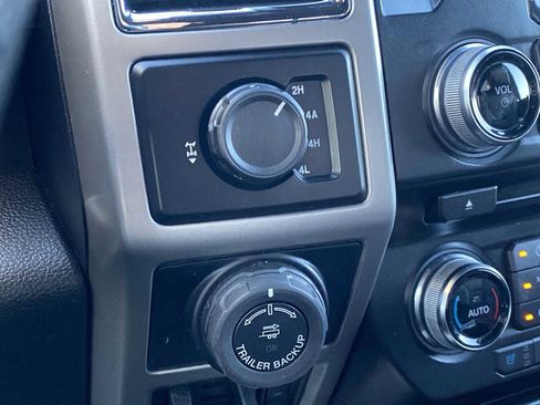 Used 2016 Ford F150 Lariat w/ Equipment Group 502A Luxury image 27