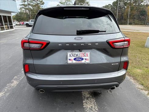 Used 2023 Ford Escape ST-Line w/ Tech Pack #1 image 4