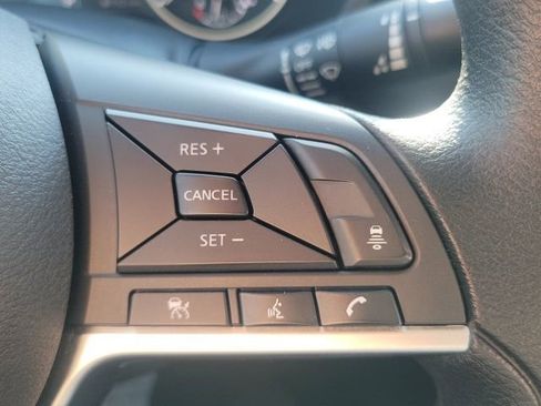Used 2024 Nissan Sentra SV FWD image 32
