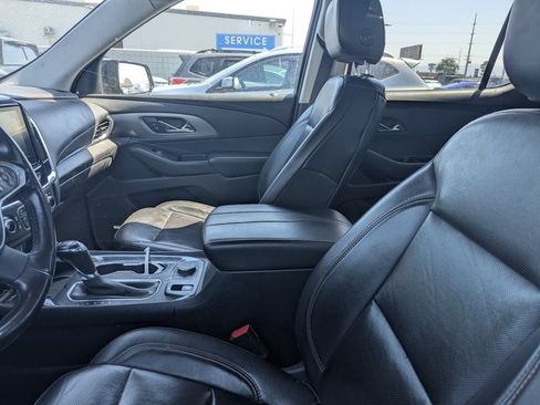 Used 2018 Chevrolet Traverse Premier w/ Redline Edition AWD/4WD image 12