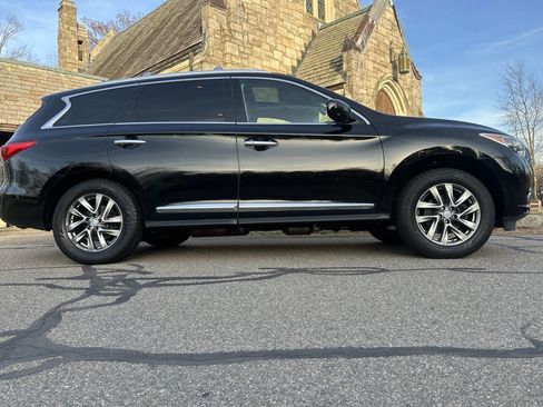 Used 2013 INFINITI JX35 AWD w/ Premium Pkg image 22