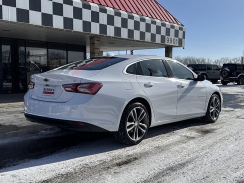 Used 2023 Chevrolet Malibu LT w/ Driver Confidence Package image 7