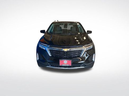 Used 2024 Chevrolet Equinox LT AWD/4WD image 2