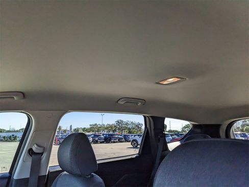 Used 2020 Hyundai Santa Fe SE image 22