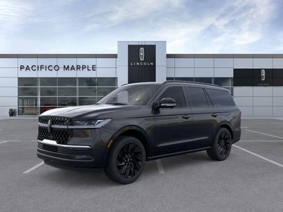 New 2025 Lincoln Navigator Reserve w/ Jet Appearance Package