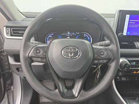 Certified 2025 Toyota RAV4 LE AWD/4WD image 12