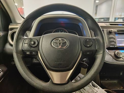 Used 2014 Toyota RAV4 XLE AWD/4WD image 11