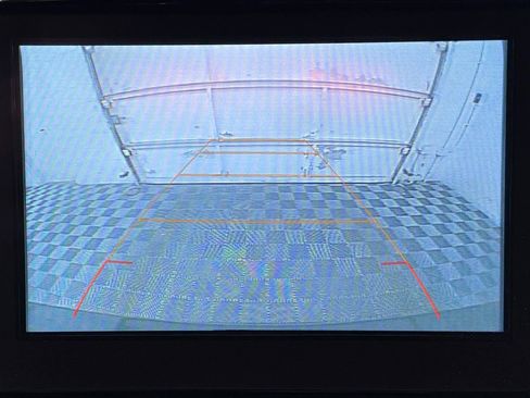 Used 2019 Chevrolet Traverse LT w/ LPO, Floor Liner Package image 21