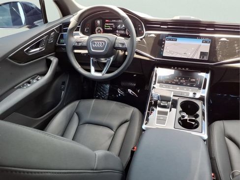 Used 2023 Audi Q7 3.0T Premium w/ Convenience Package AWD/4WD image 6