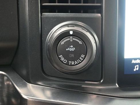 Used 2025 Ford F350 Lariat w/ Lariat Ultimate Package AWD/4WD image 30
