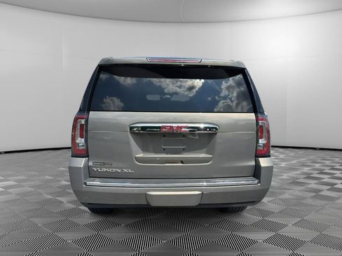 Used 2019 GMC Yukon XL Denali w/ Open Road Package AWD/4WD image 8