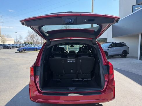 Used 2025 Honda Odyssey Sport-L image 17