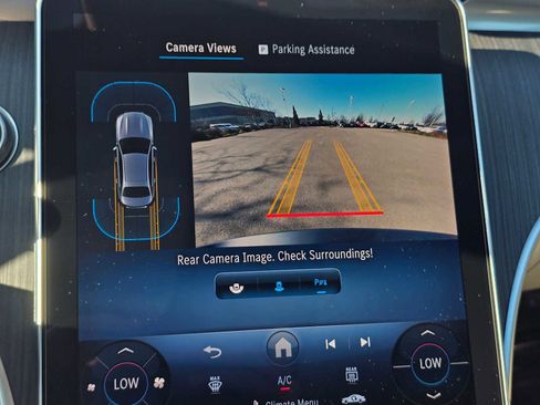 Used 2025 Mercedes-Benz C 300 Sedan image 30