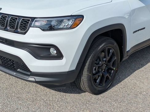 New 2026 Jeep Compass Latitude AWD/4WD image 10
