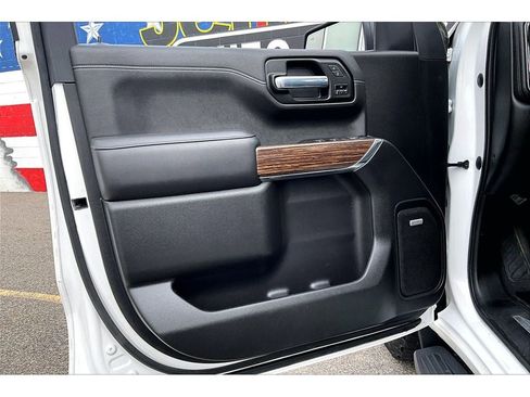 Used 2022 Chevrolet Silverado 1500 High Country AWD/4WD image 19