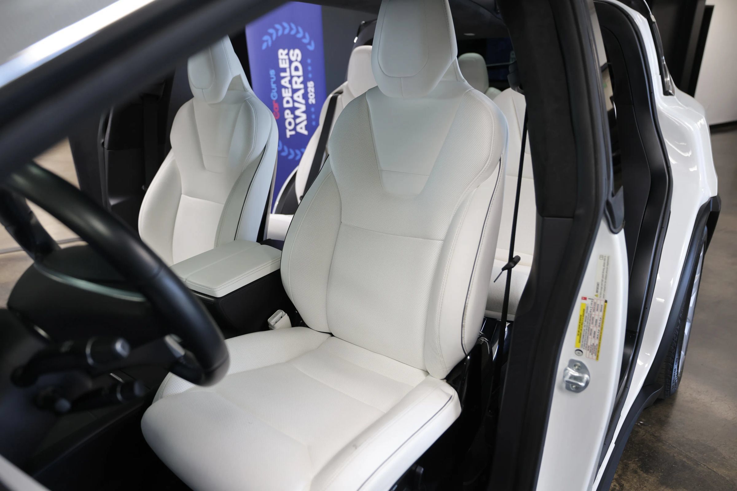 Used 2016 Tesla Model X Performance AWD/4WD image 25