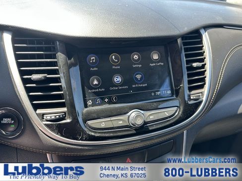 Used 2018 Chevrolet Trax LT w/ LT Convenience Package FWD image 16