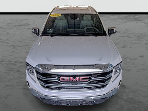 Used 2024 GMC Sierra 1500 SLT w/ SLT Premium Plus Package AWD/4WD image 6