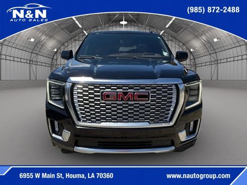 Used 2021 GMC Yukon XL Denali w/ Denali Premium Package RWD image 14