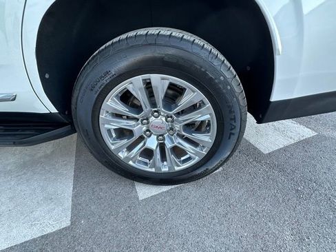 Used 2021 GMC Yukon Denali image 11