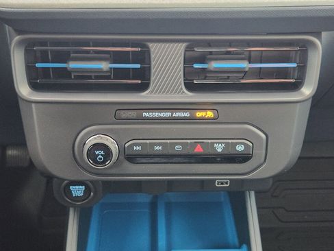 New 2026 Ford Maverick XLT image 19