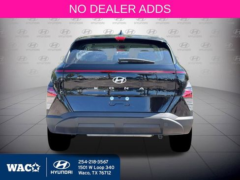 New 2026 Hyundai Kona SE image 8