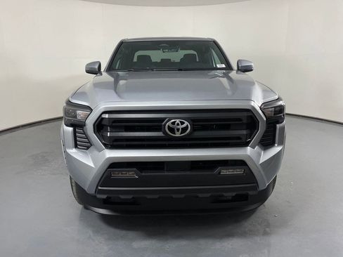 New 2026 Toyota Tacoma SR5 image 2