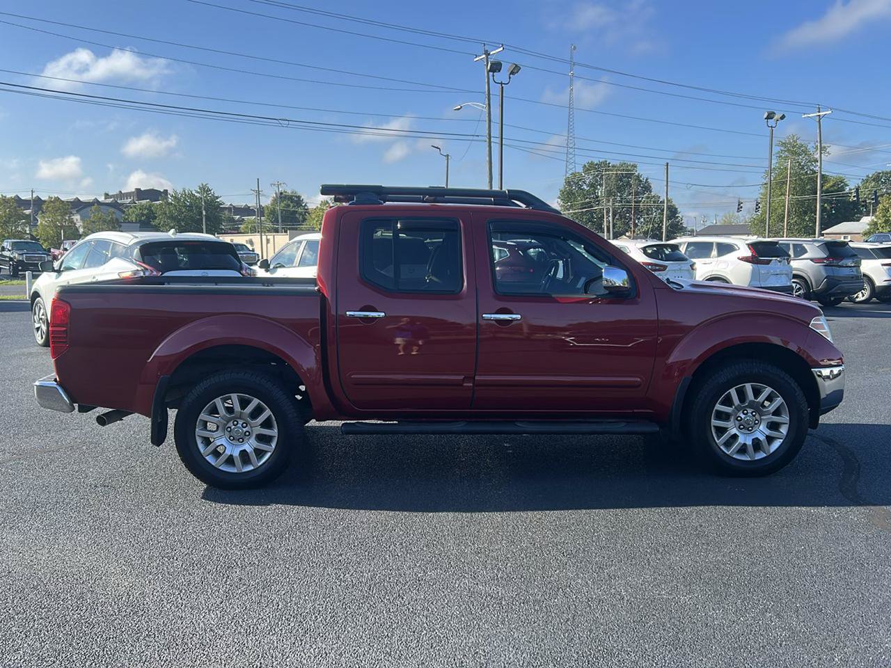 Used 2012 Nissan Frontier SL AWD/4WD image 4