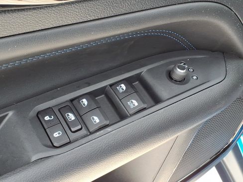 New 2026 Jeep Compass Latitude AWD/4WD image 17