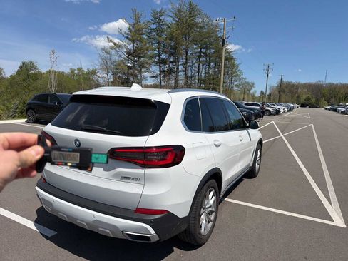 Used 2022 BMW X5 sDrive40i w/ Parking Assistance Package RWD image 8