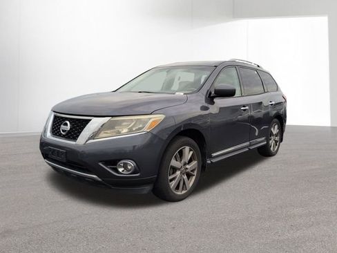 Used 2014 Nissan Pathfinder Platinum w/ Platinum Premium Package image 2