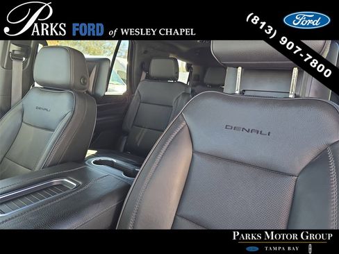 Used 2021 GMC Yukon Denali w/ LPO, Illumination Package image 23