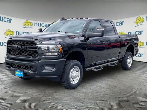 Used 2024 RAM 2500 Tradesman w/ Convenience Group AWD/4WD image 3