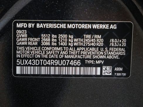 Used 2024 BMW X4 M40i w/ Shadowloine Package image 64