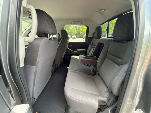 Used 2024 Nissan Frontier SV w/ SV Convenience Package RWD image 23