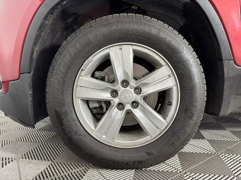 Used 2020 Chevrolet Trax LT AWD/4WD image 40