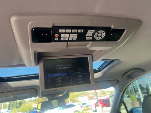 Used 2016 Honda Pilot Elite image 12