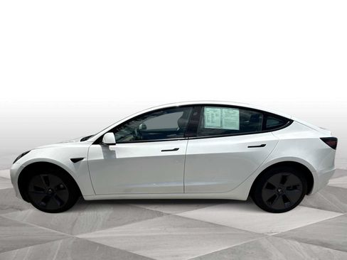 Used 2023 Tesla Model 3 Standard Range RWD image 5