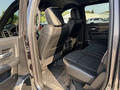 Used 2025 RAM 3500 Laramie AWD/4WD image 14