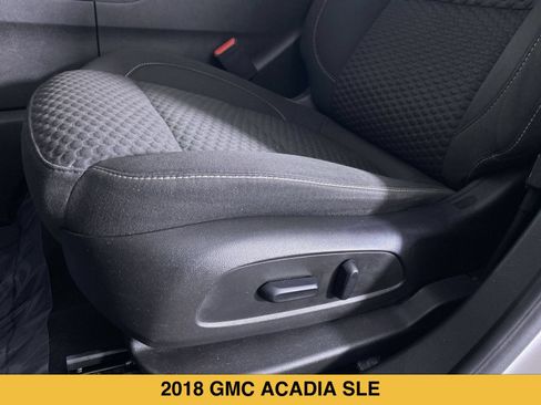 Used 2018 GMC Acadia SLE AWD/4WD image 9