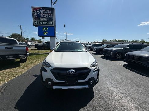 Used 2023 Subaru Outback Touring XT AWD/4WD image 9