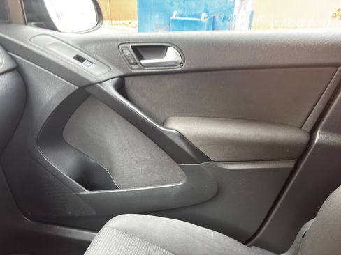 Used 2014 Volkswagen Tiguan S AWD/4WD image 29