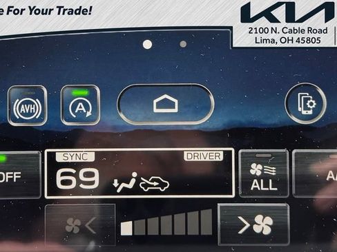 Used 2024 Subaru Crosstrek 2.0i Premium w/ Crosstrek Mirror Package image 7