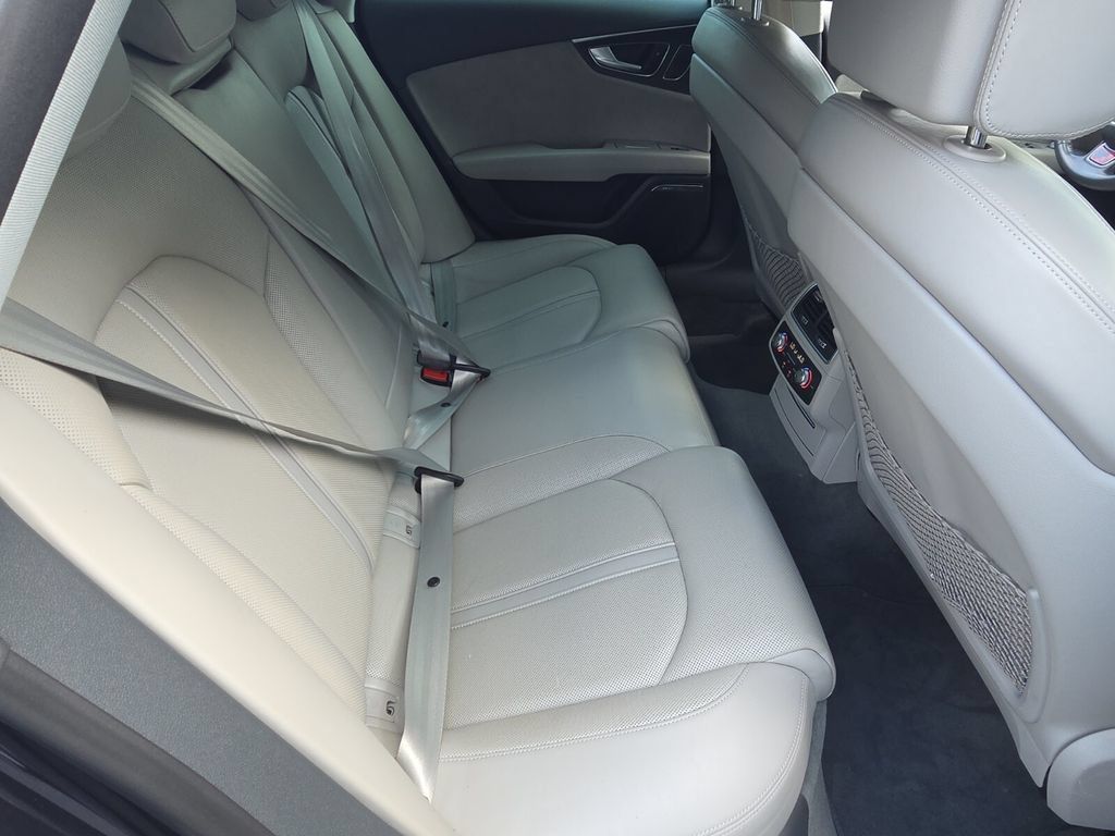 Used 2018 Audi A7 3.0T Premium Plus AWD/4WD image 17