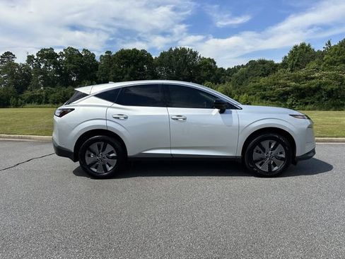 Certified 2025 Nissan Murano SL AWD/4WD image 10
