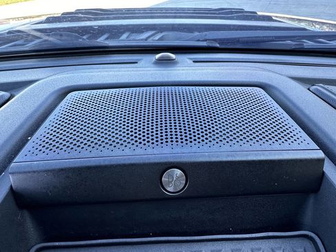 Used 2018 Ford F150 Raptor w/ Equipment Group 802A Luxury image 25